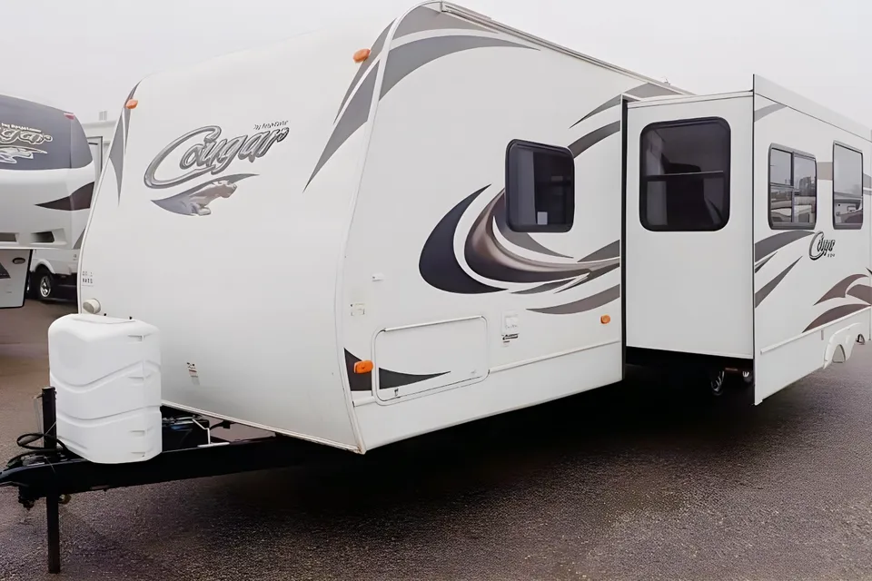 Richard's 2011 Keystone Cougar - Fun for the whole group!