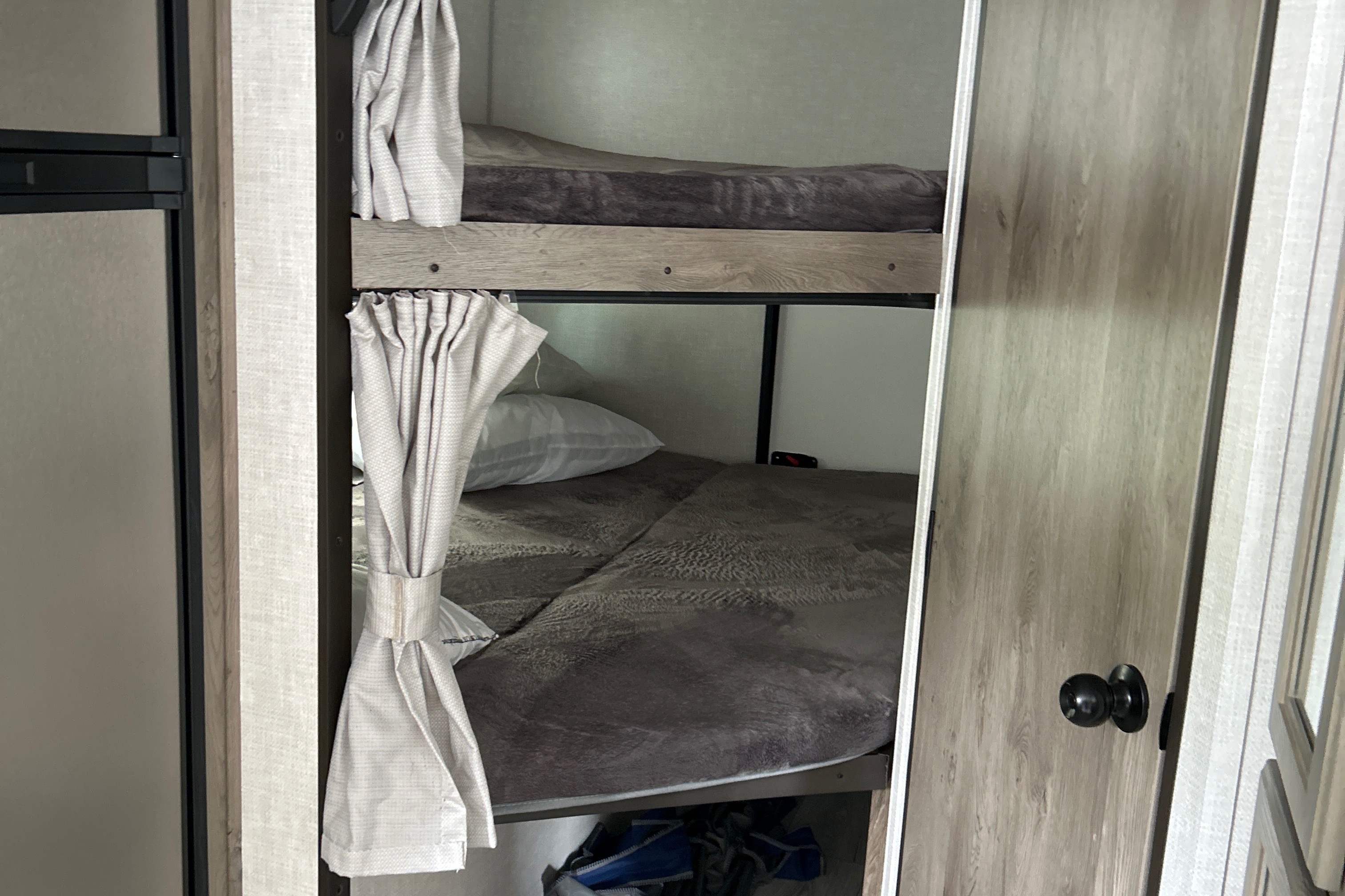 Nicholas's Forest River Surveyor Legend Travel Trailer