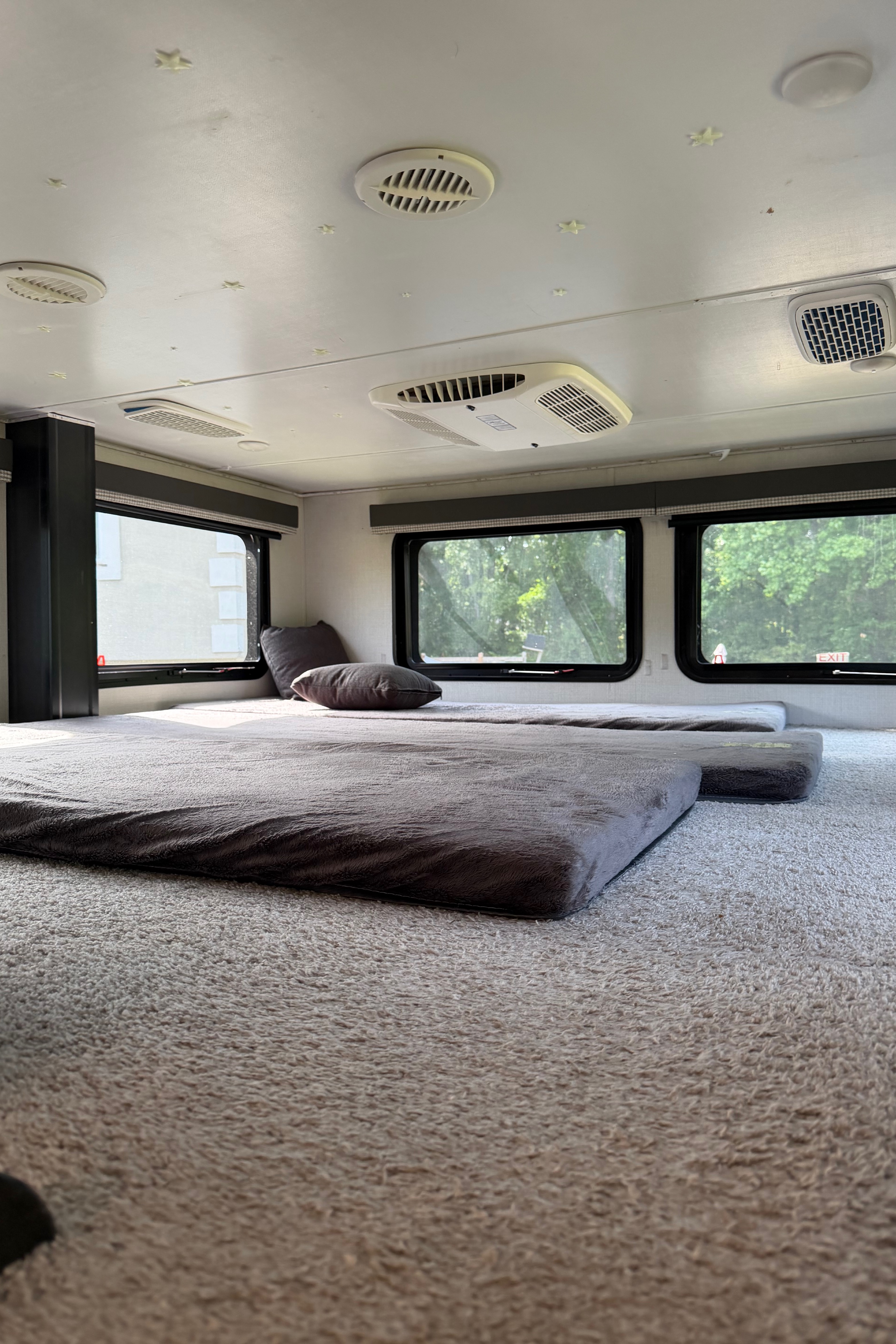 Luxury Fifth Wheel | Concierge Setup Included| 2 Full Baths + Loft | Veteran Owned