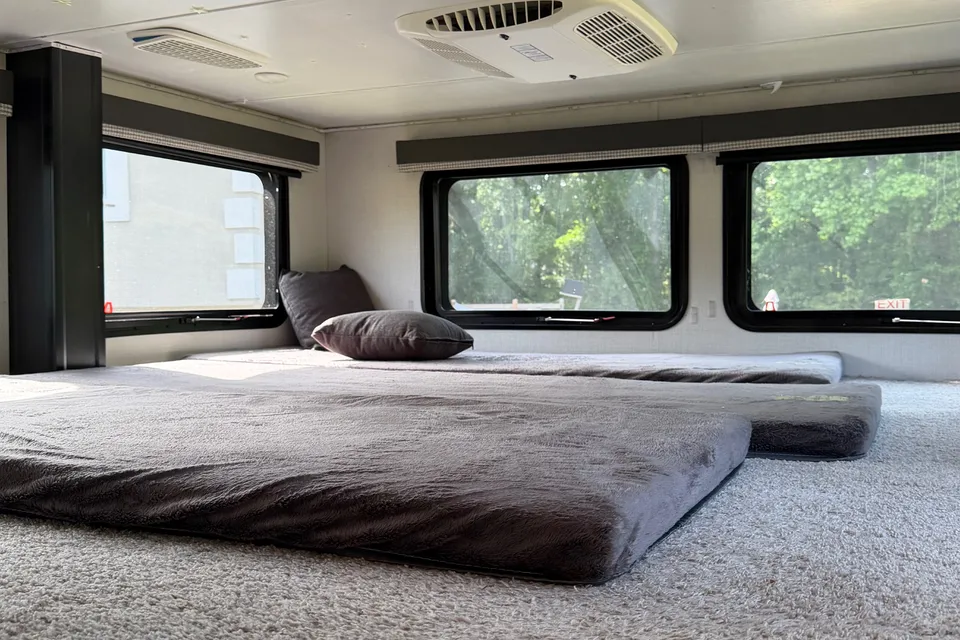 Luxury Fifth Wheel | Concierge Setup Included| 2 Full Baths + Loft | Veteran Owned