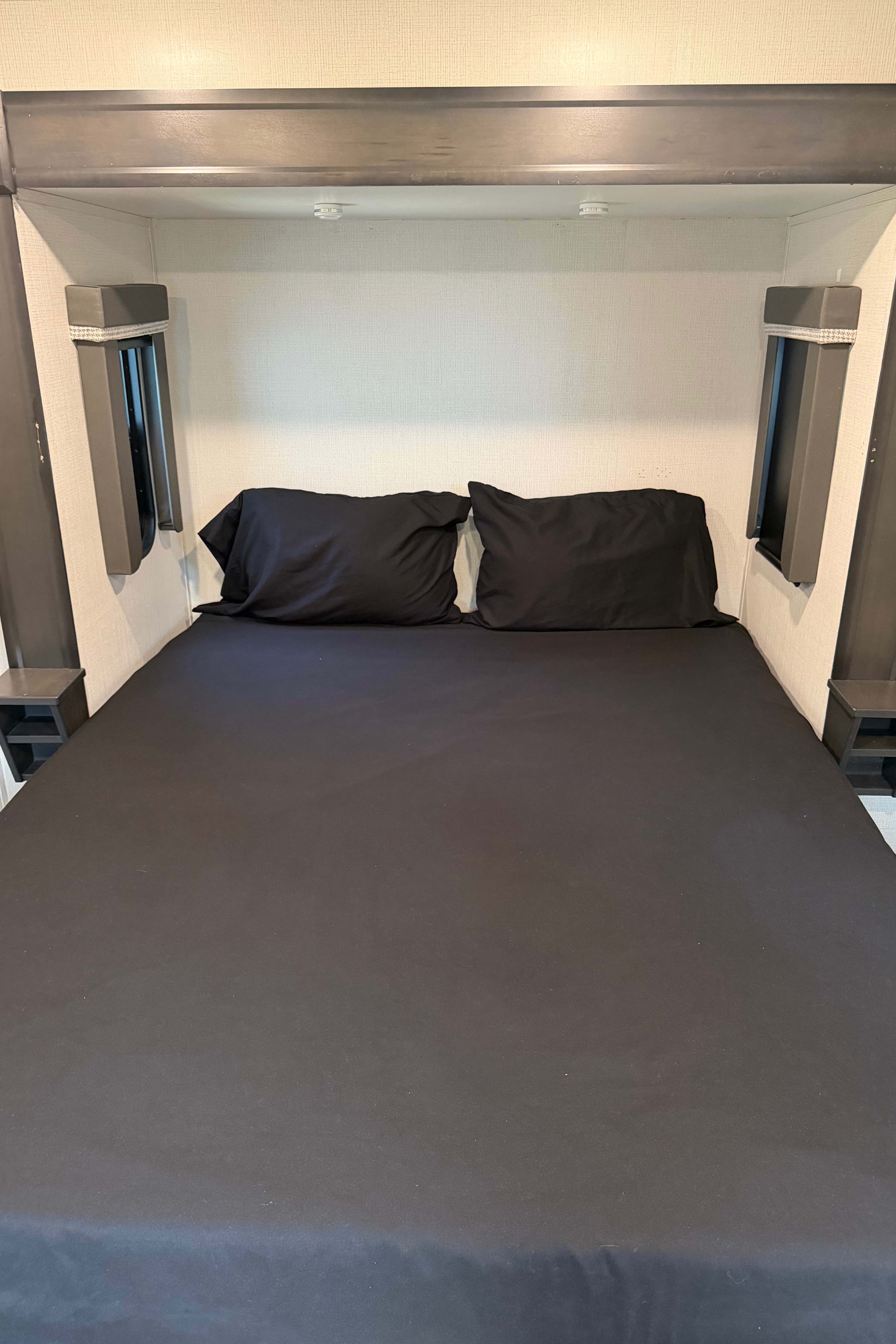 Luxury Fifth Wheel | Concierge Setup Included| 2 Full Baths + Loft | Veteran Owned