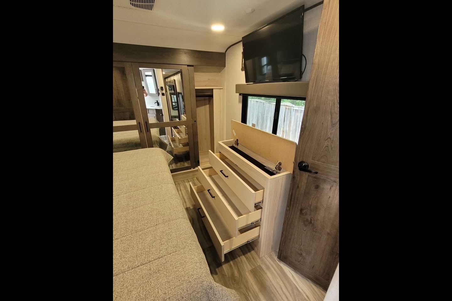 Alliance RV Valor 36v11 Fifth Wheel