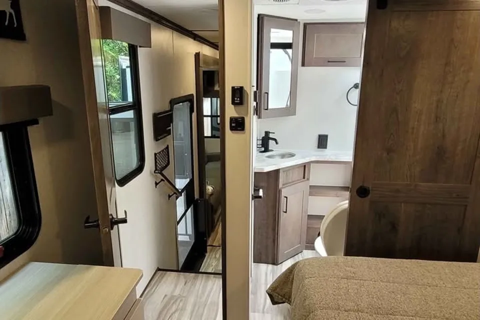 Alliance RV Valor 36v11 Fifth Wheel