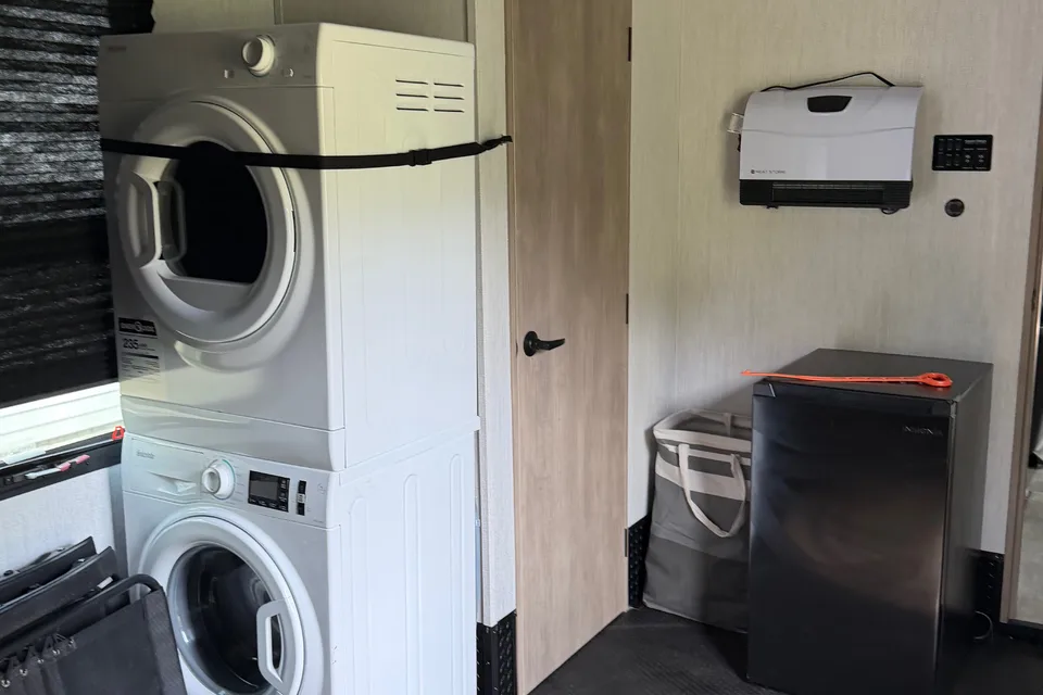 Karen's Grand Design 395ms Fifth Wheel