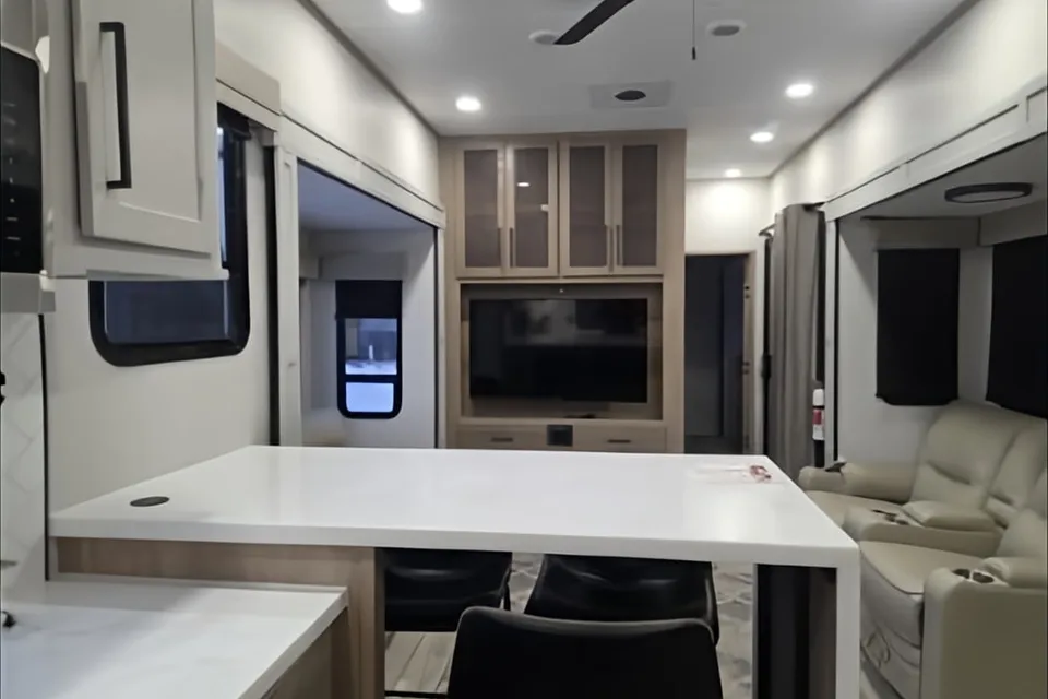 Allan's  Rural Park Model RV