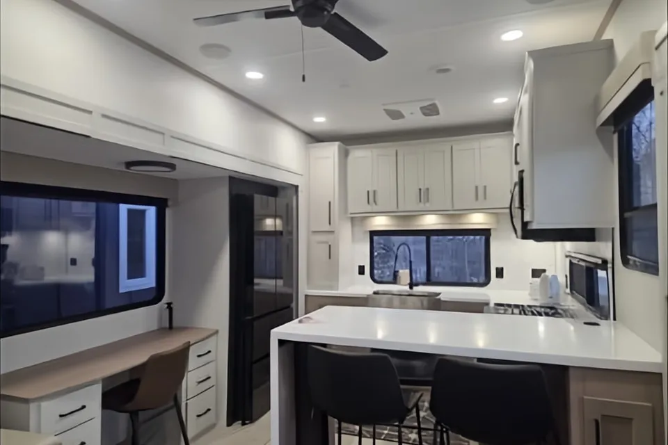 Allan's  Rural Park Model RV