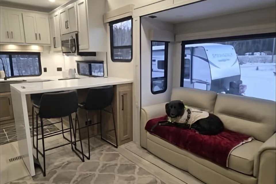 Allan's  Rural Park Model RV