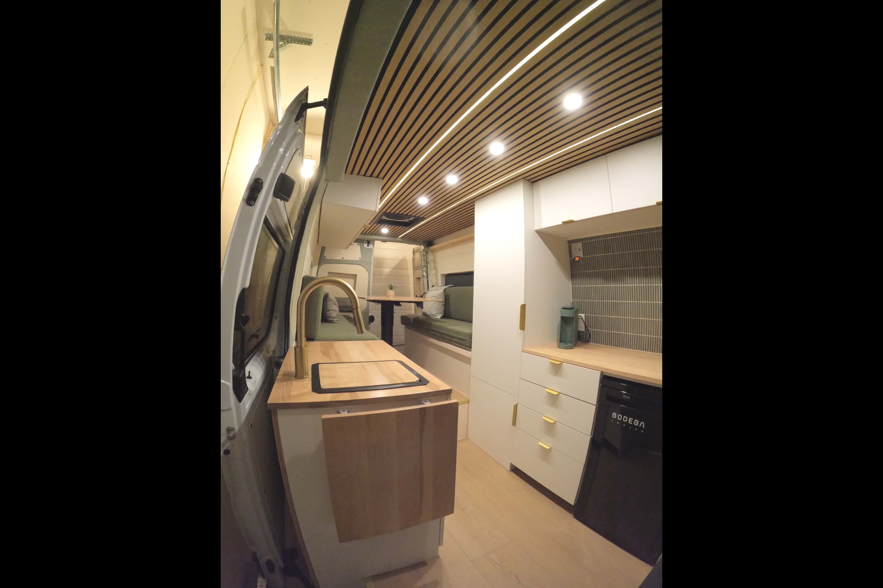 Nova Vanlife - Mercedes-Benz Sprinter Classe B