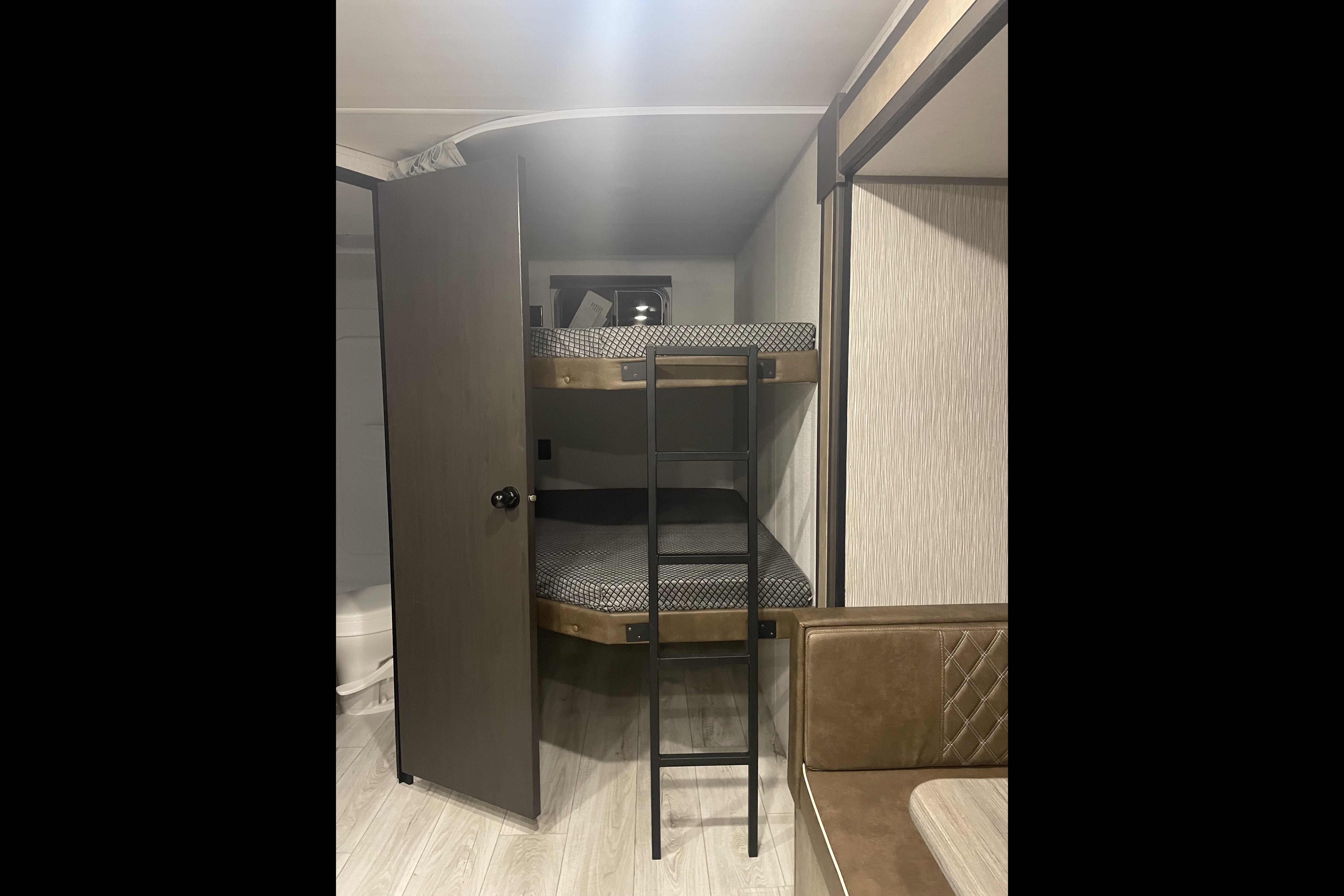 Jessica's Keystone Springdale Classic 261BHC Travel Trailer