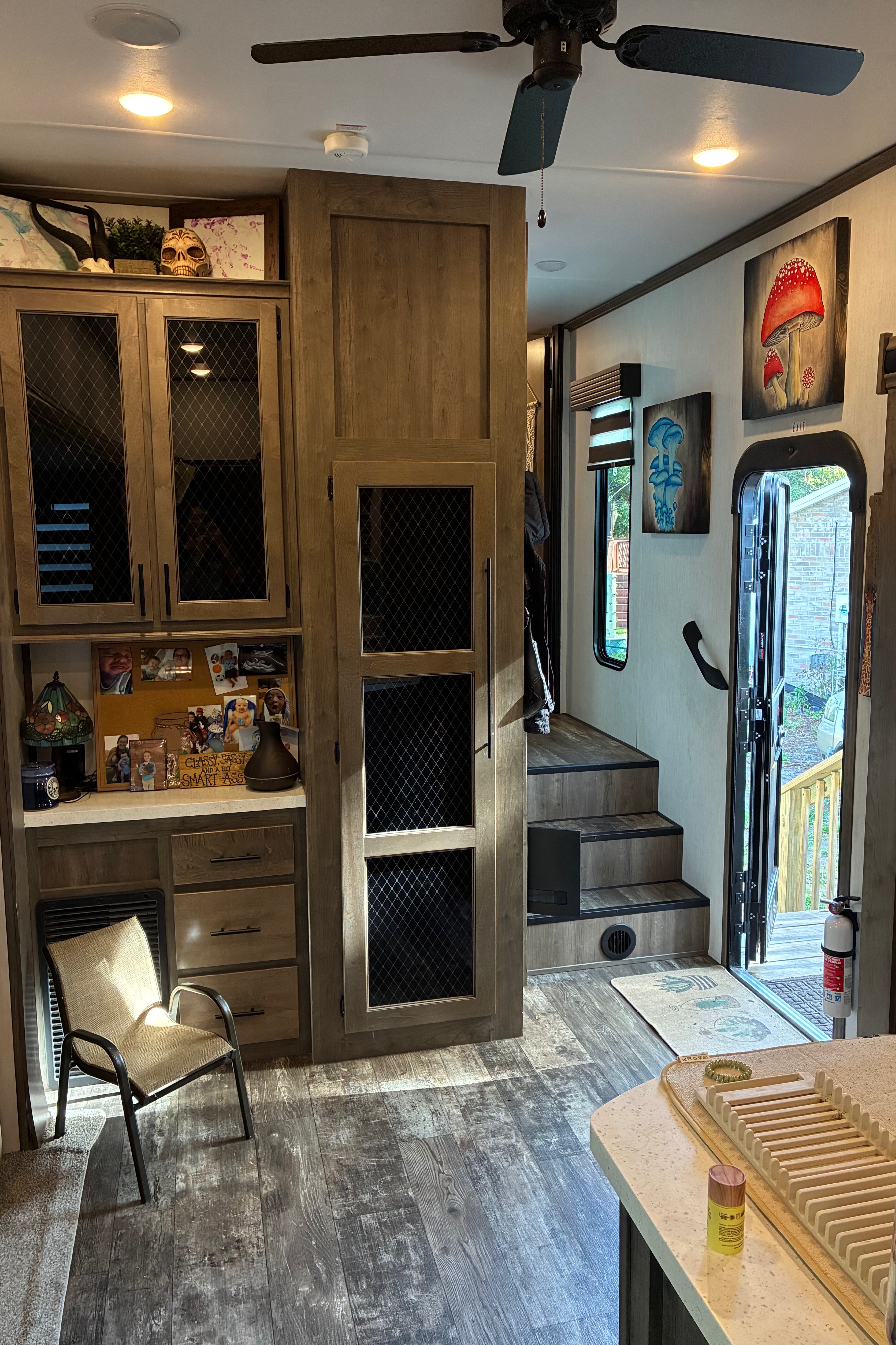 Hannah's Forest River Sabre Fifth Wheel