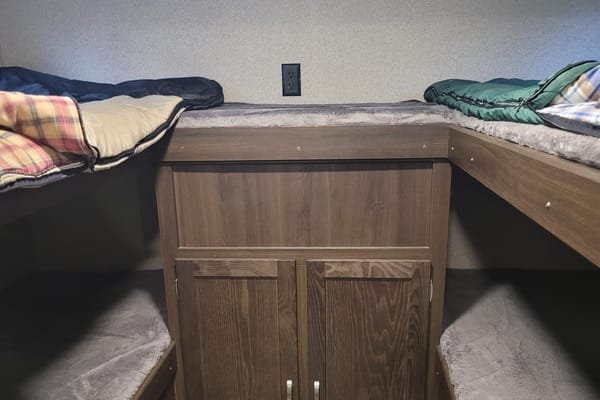 Onsite RV's Keystone Springdale 298 BH Travel Trailer