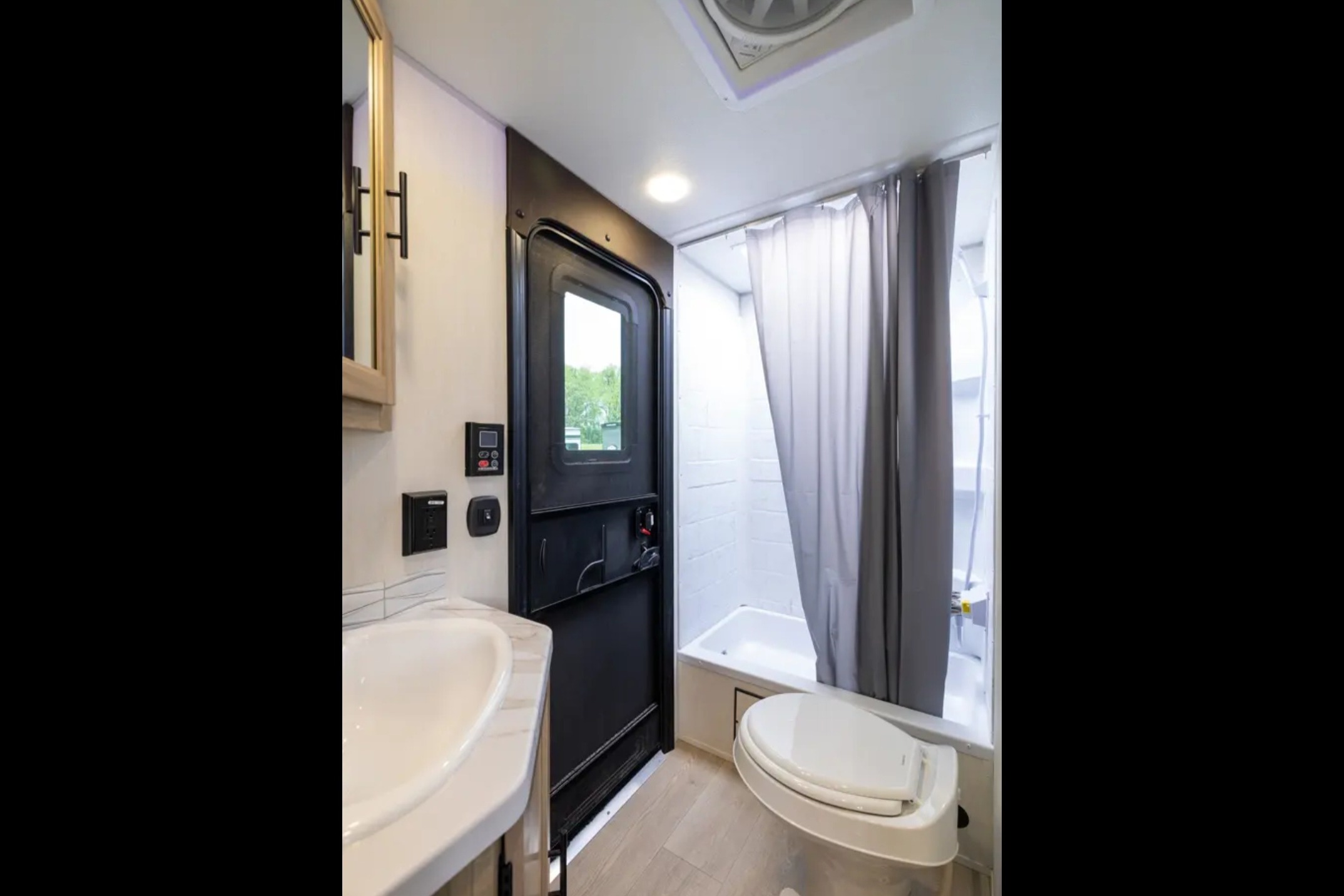 Orchard Grove Grey Wolf 26DBH Travel Trailer