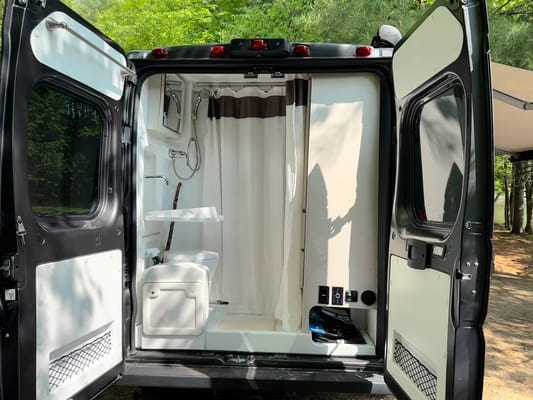 Festival friendly, Thor Motor Coach Scope 18M Class B
