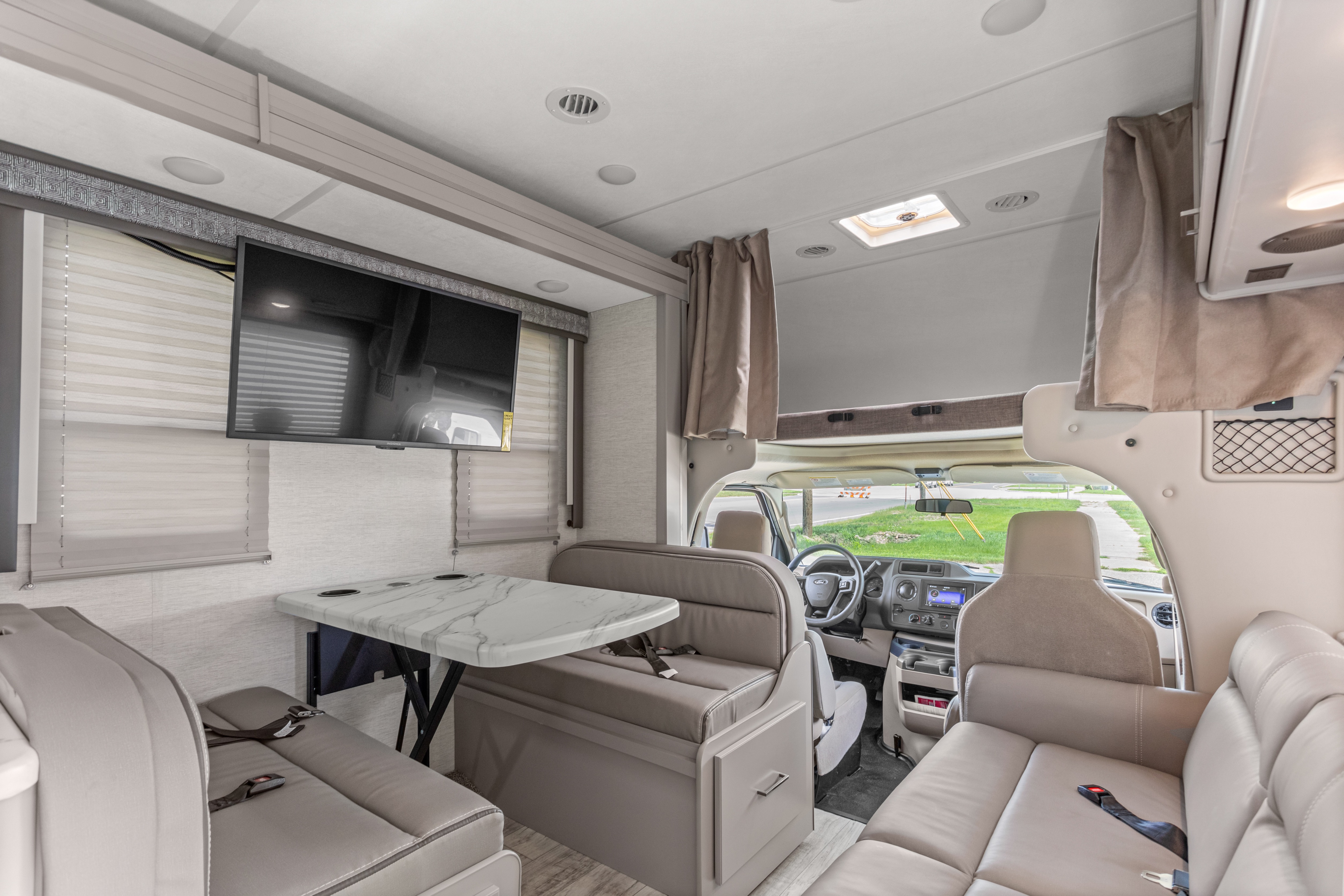2024  Thor Motor Coach Chateau Class C