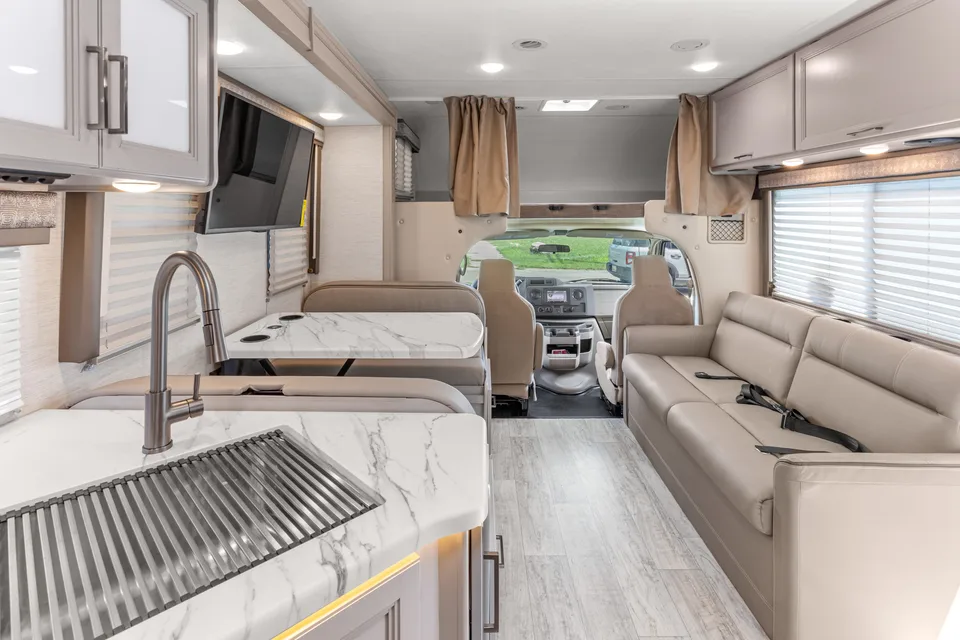 2024  Thor Motor Coach Chateau Class C
