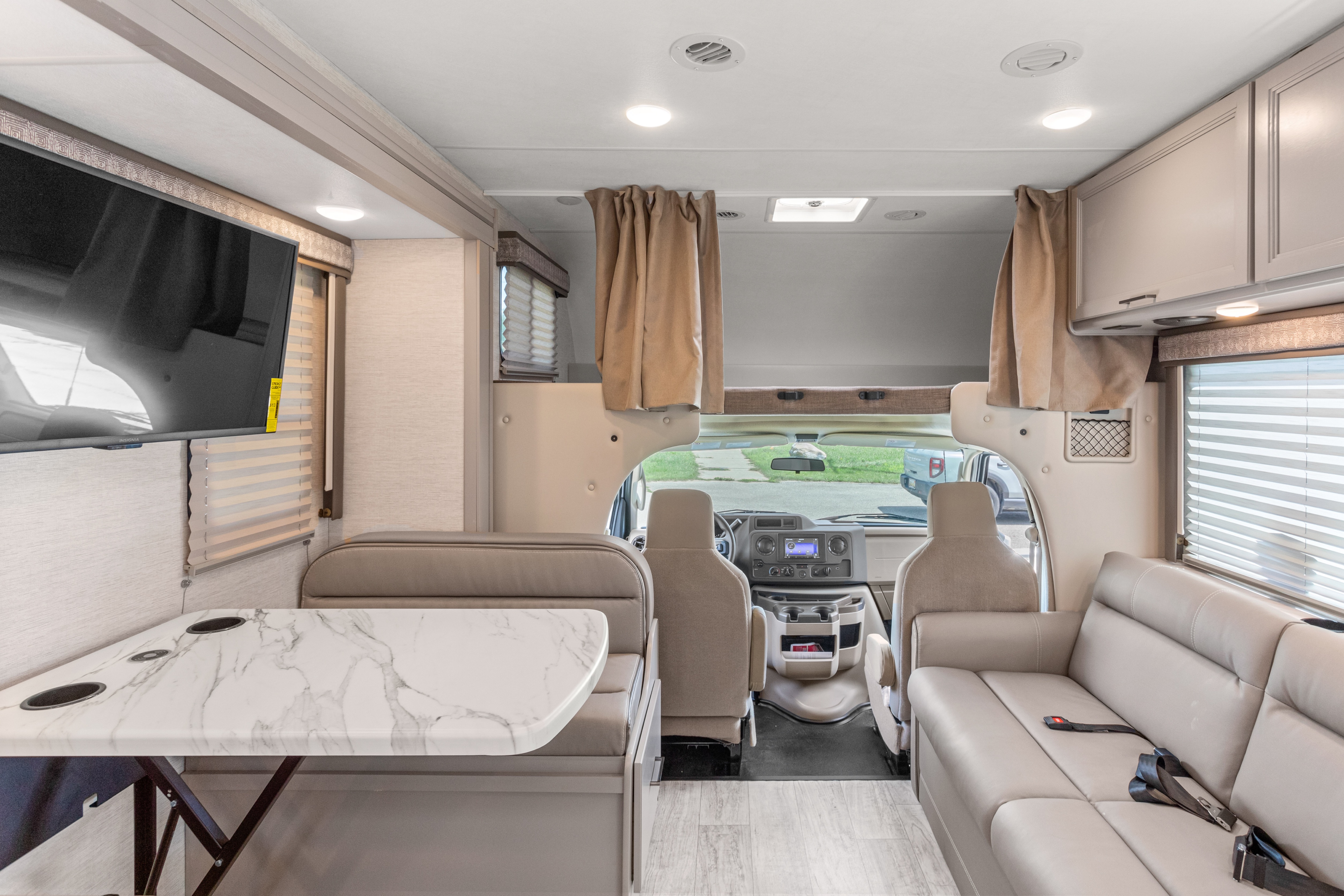 2024  Thor Motor Coach Chateau Class C