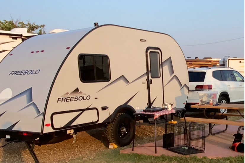 2021 Braxton Creek Free Solo Din Travel Trailer