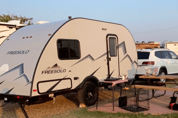 2021 Braxton Creek Free Solo Din Travel Trailer