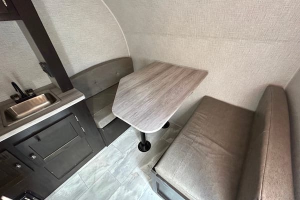 2021 Braxton Creek Free Solo Din Travel Trailer