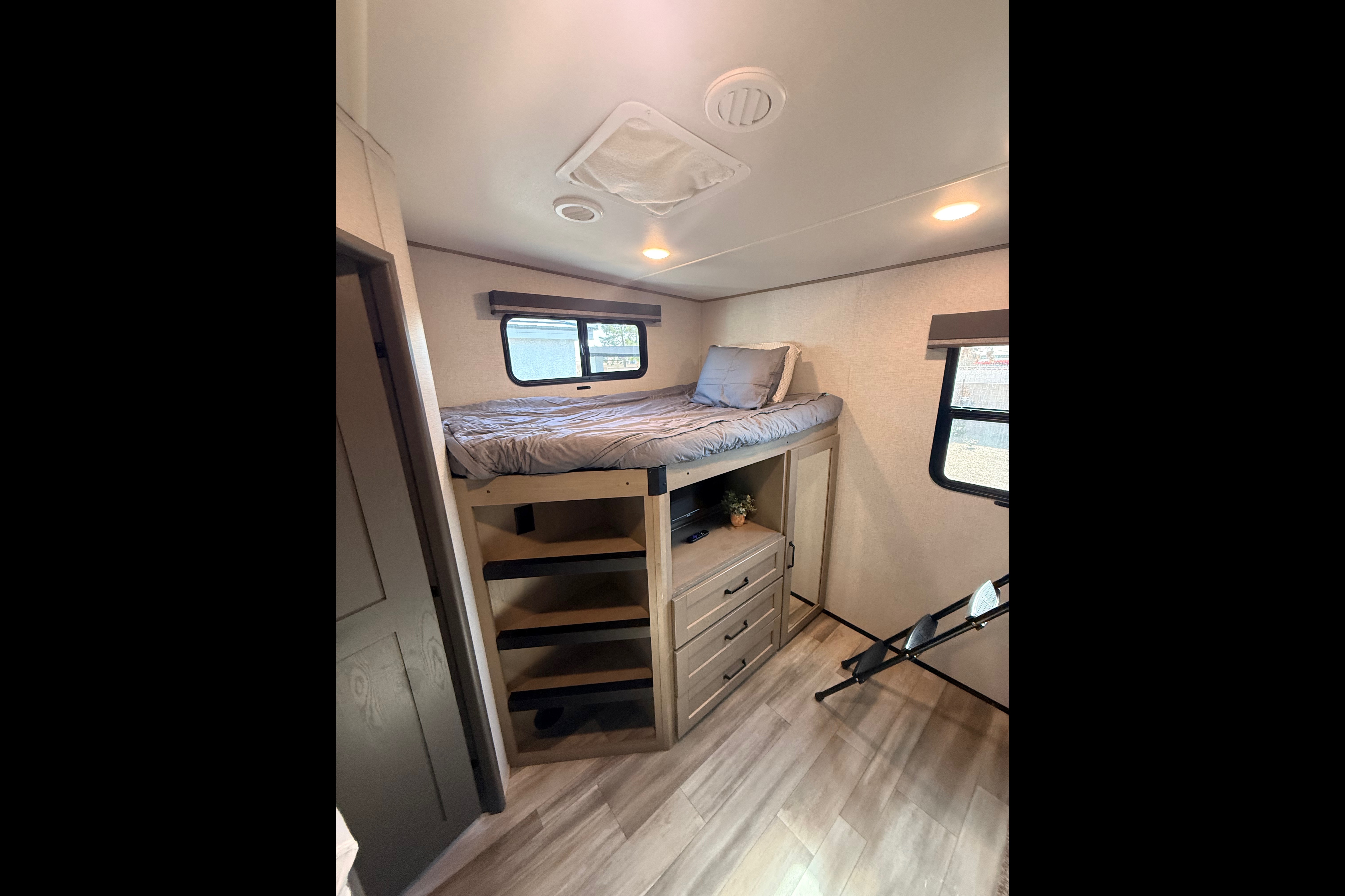 Jillian's Grand Design Reflection 311BHS Fifth Wheel