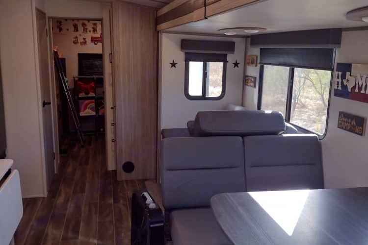 RV Bunkhouse: Bath and Half: Delivery Only ($85) Fully Equipped: No Prep Fee