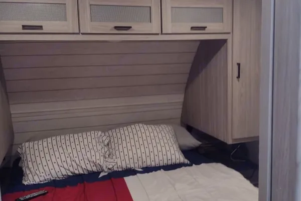 RV Bunkhouse: Bath and Half: Delivery Only ($85) Fully Equipped: No Prep Fee