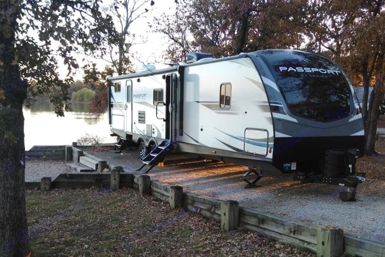 RV Bunkhouse: Bath and Half: Delivery Only ($85) Fully Equipped: No Prep Fee
