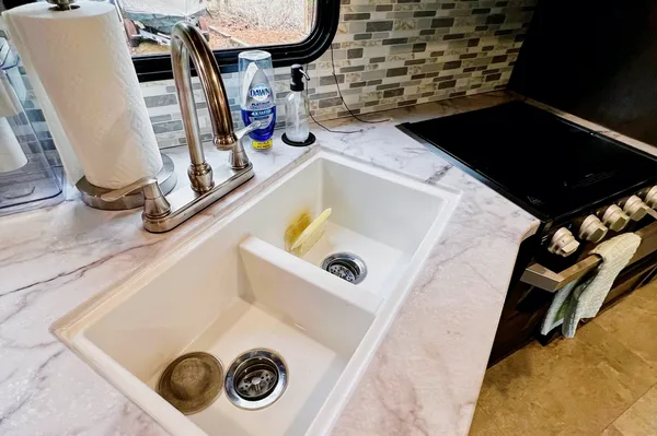 Premier Oasis' Fully Stocked Bunkhouse RV - Book Your Adventure!