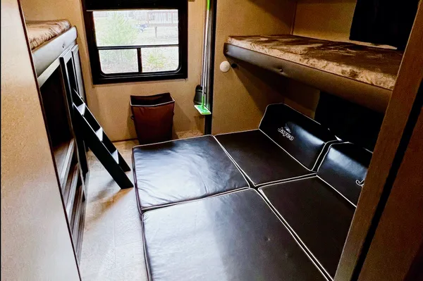 Premier Oasis' Fully Stocked Bunkhouse RV - Book Your Adventure!