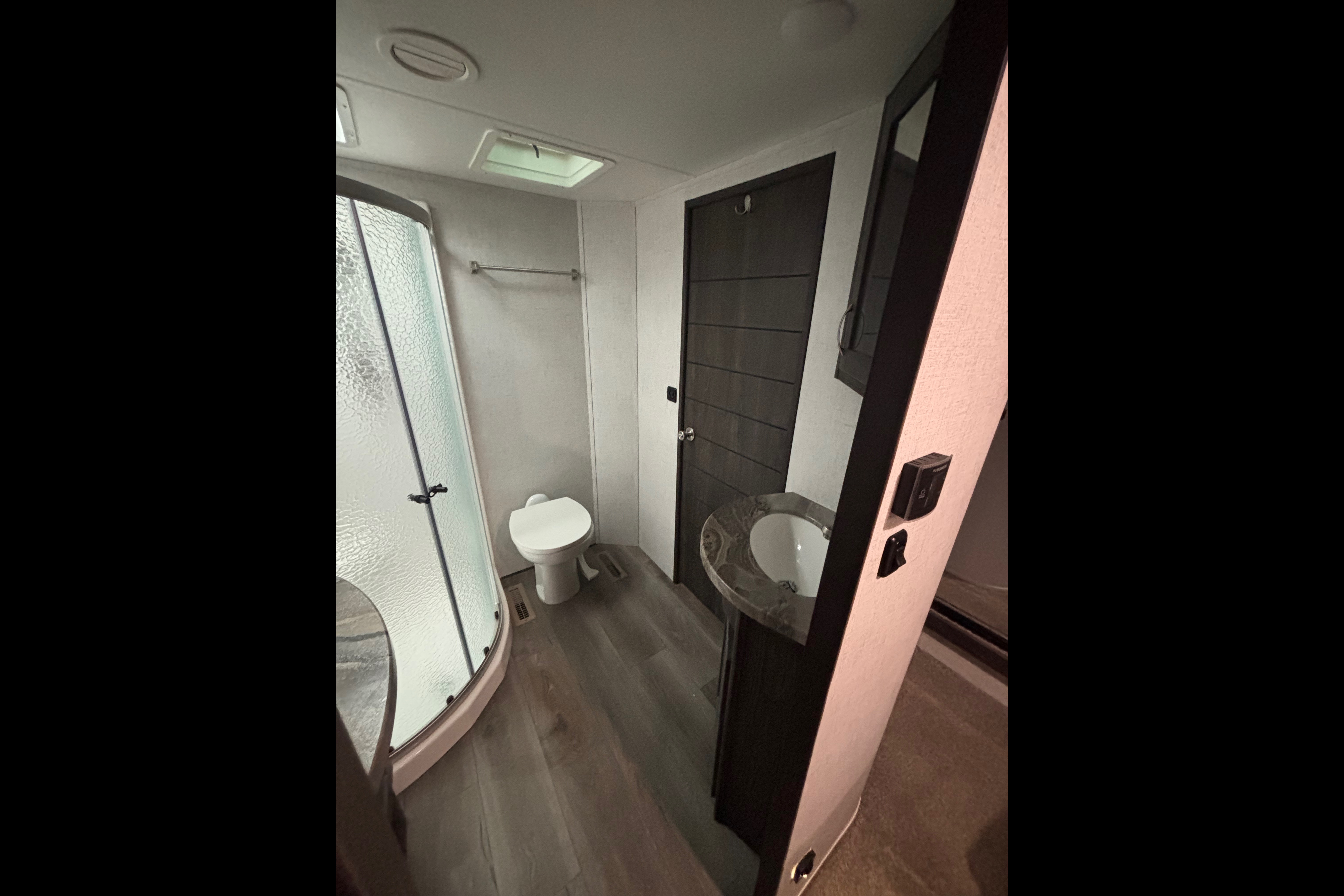 Stacey's Luxury  Highland Ridge RV Mesa Ridge  Fifth Wheel