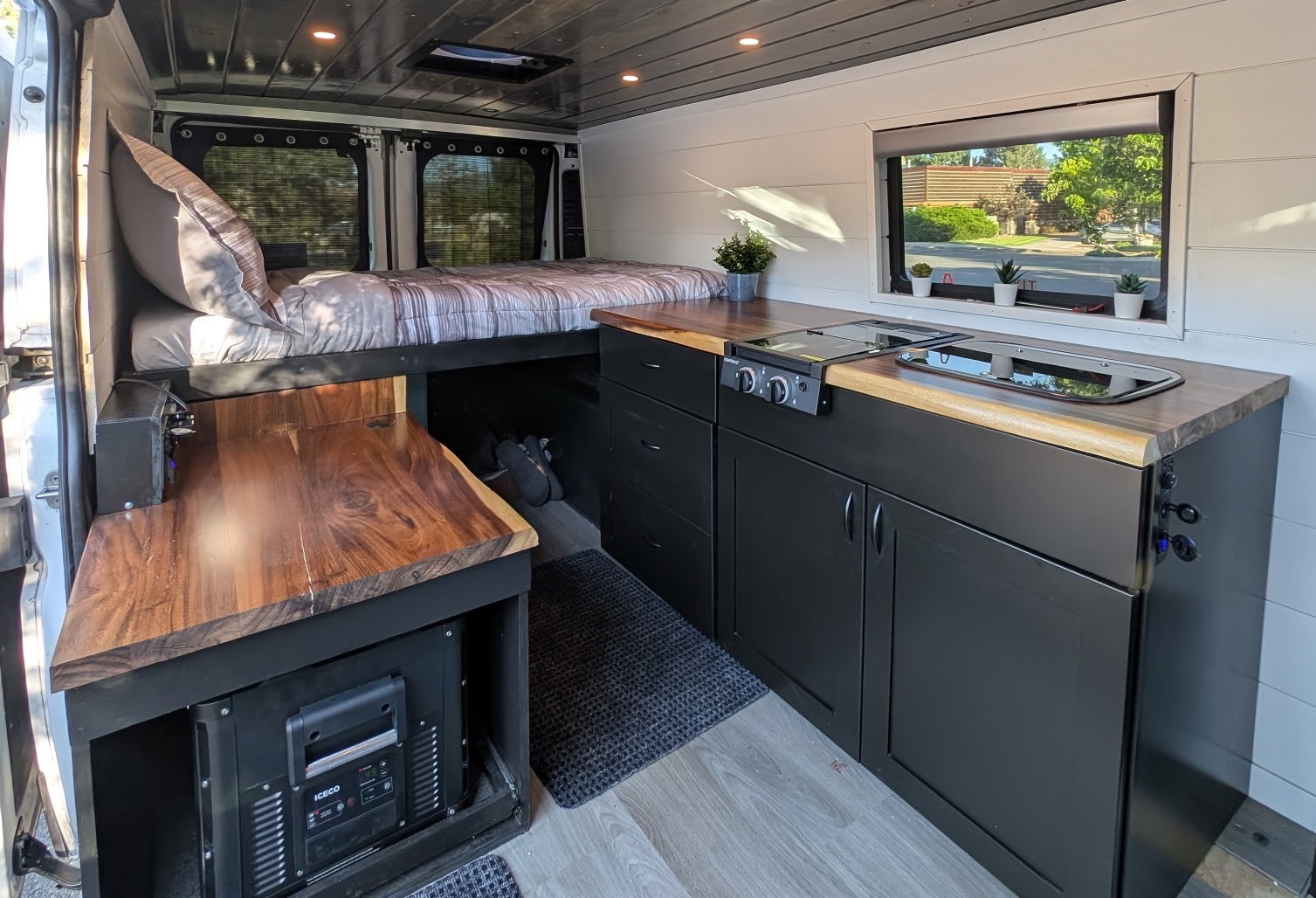 NEW Custom-Built RAM Promaster 2017 "Little Foot"