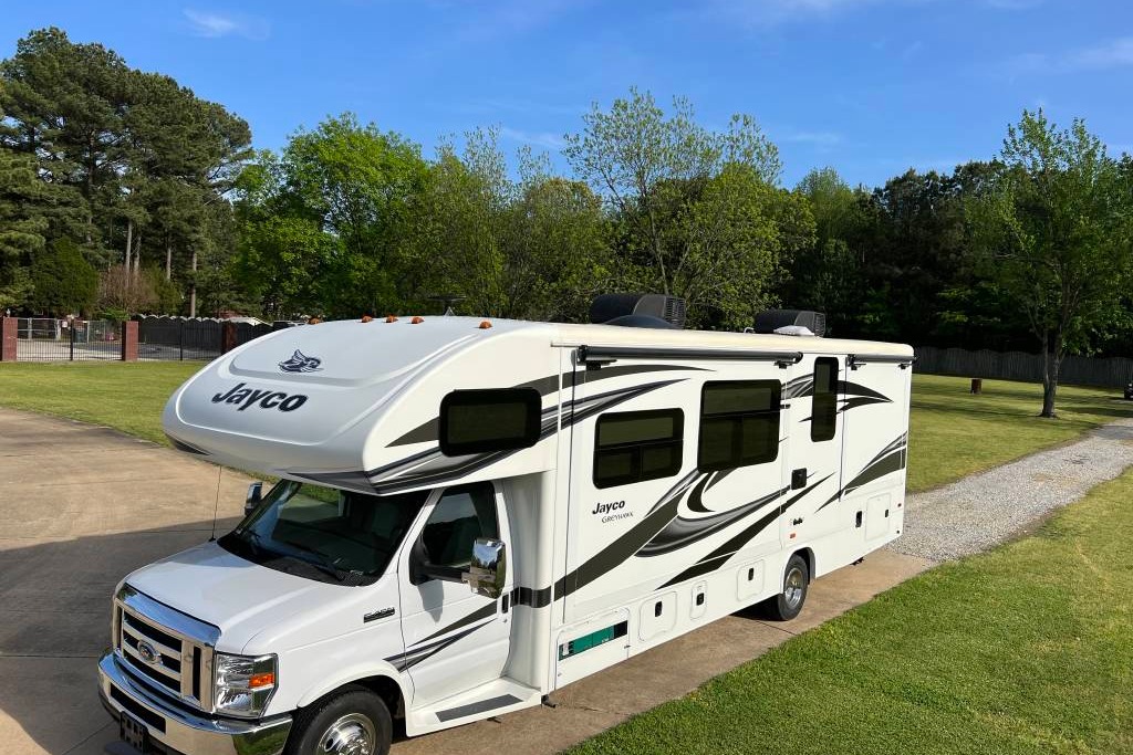 [45] Stress Free RVs - 2019 - Class C - Greyhawk - Easy driving