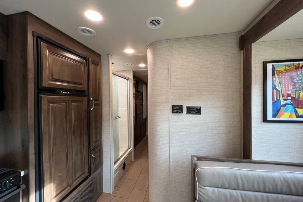 [45] Stress Free RVs - 2019 - Class C - Greyhawk - Easy driving