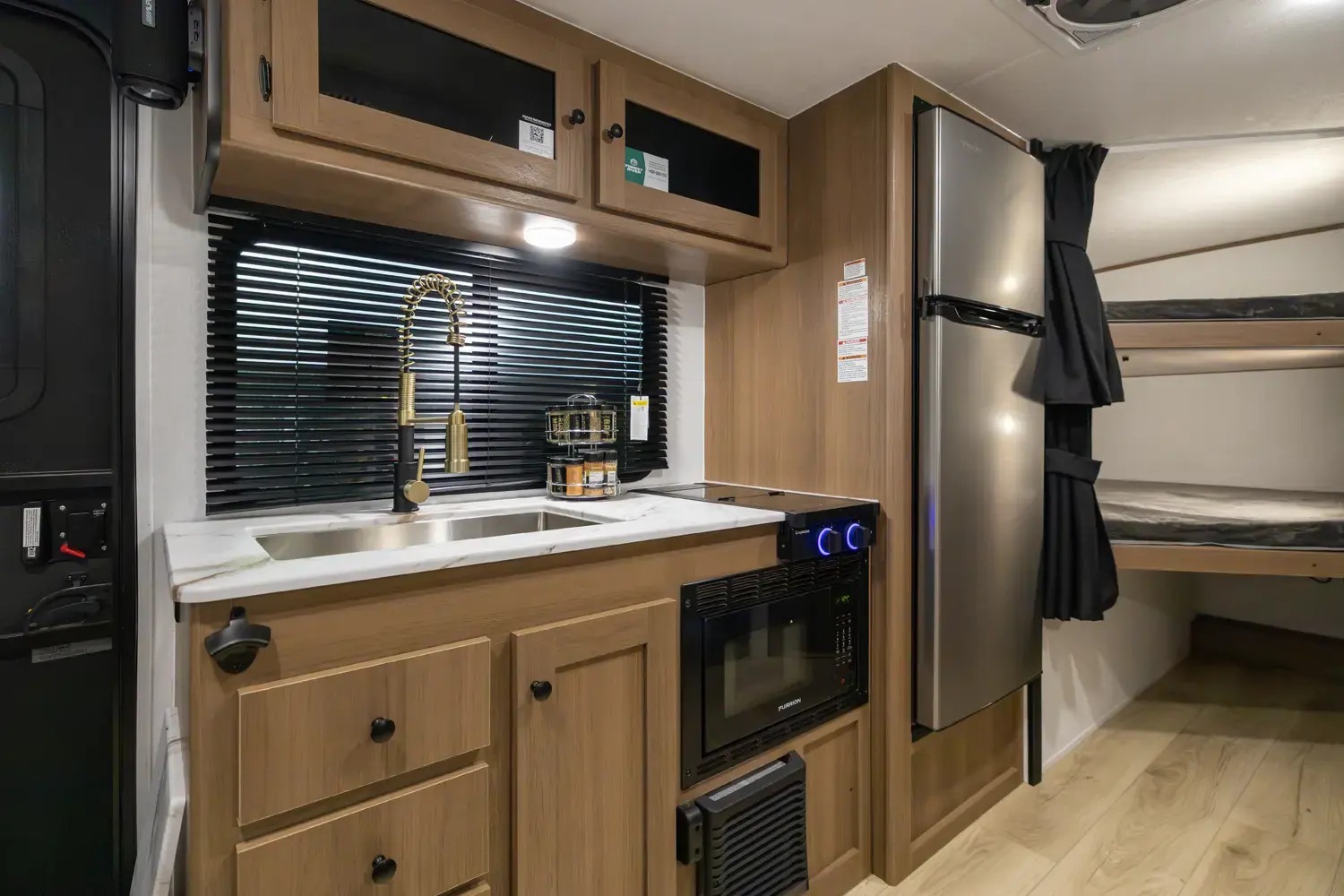 Roulotte Coachmen Apex Nano 208 BHS