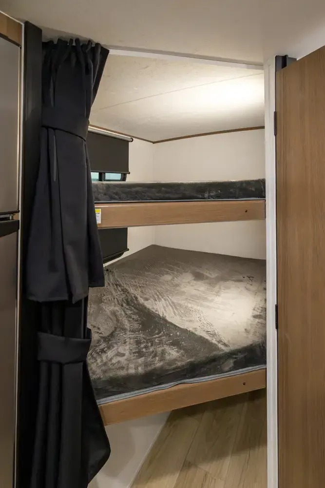 Roulotte Coachmen Apex Nano 208 BHS