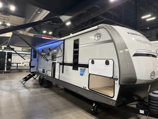 Brand New 2025 Forest-River Family Bunkhouse 36ft