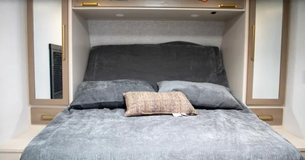 Brand New 2025 Forest-River Family Bunkhouse 36ft