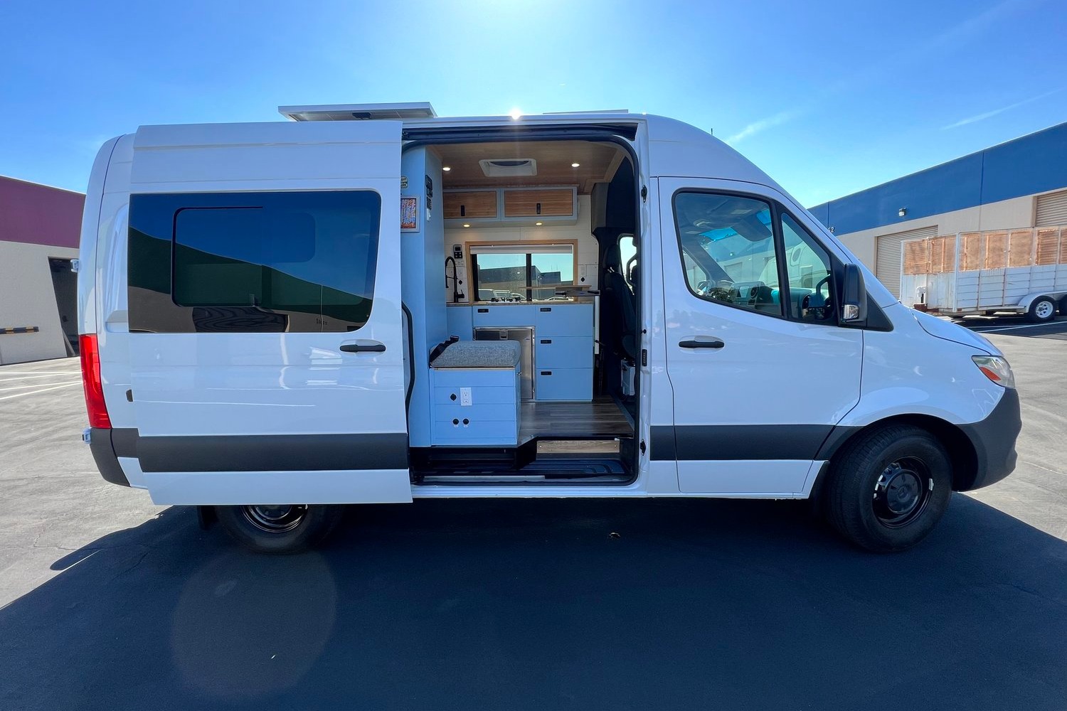 Scenic Vans' "The Aspen" - Unlimited Mileage