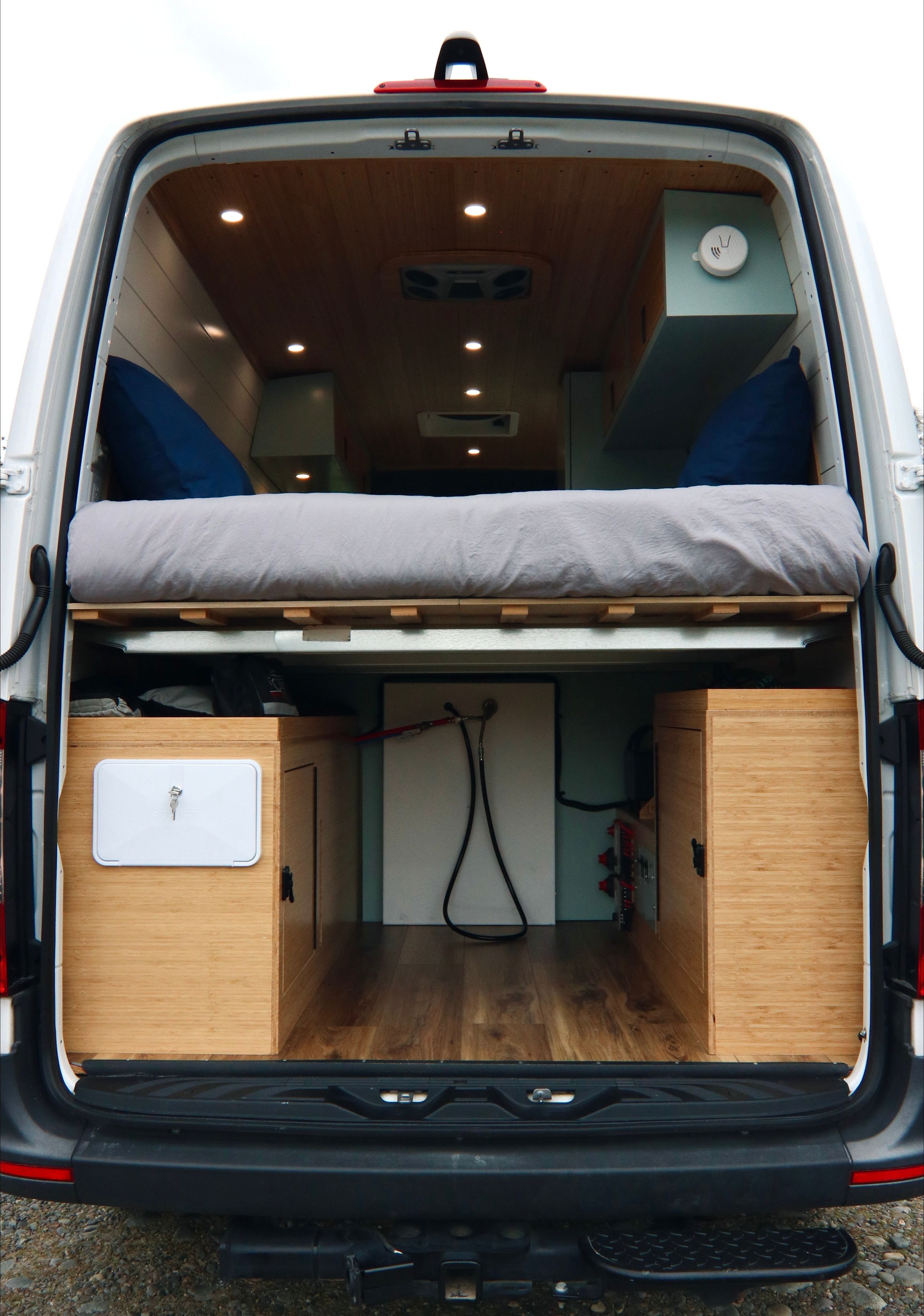 Scenic Vans' "The Aspen" - Unlimited Mileage