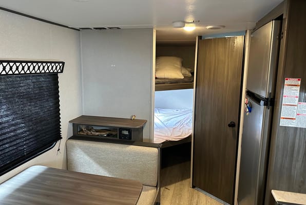 Ready for Adventure! Sleeps 6+, family & pet friendly!