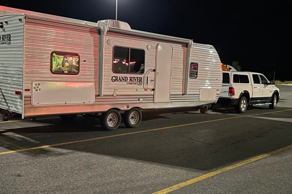 Ready for Adventure! Sleeps 6+, family & pet friendly!