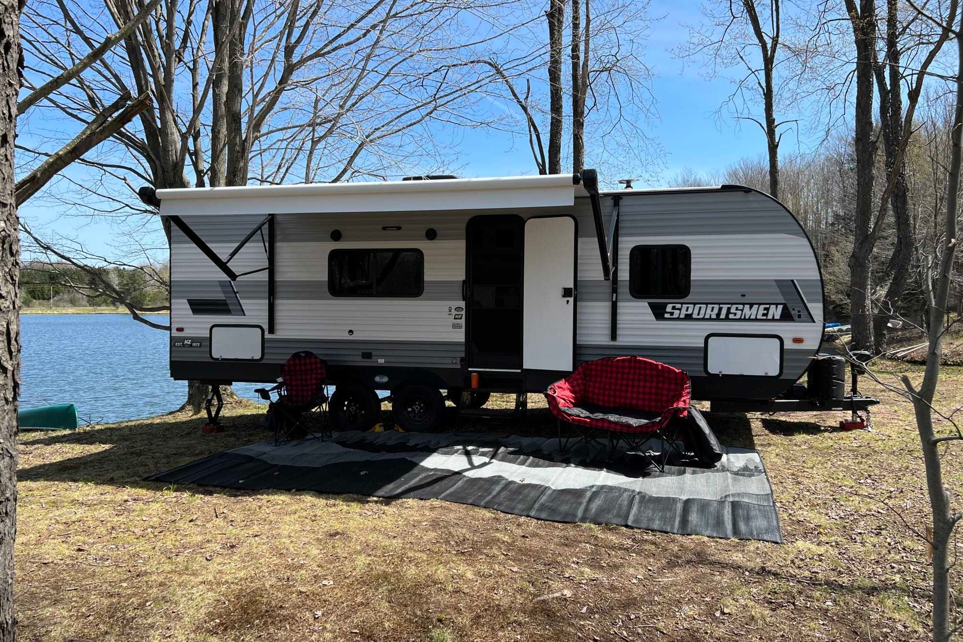 Apartment On Wheels KZ Sportsmen 26BHSE Travel Trailer