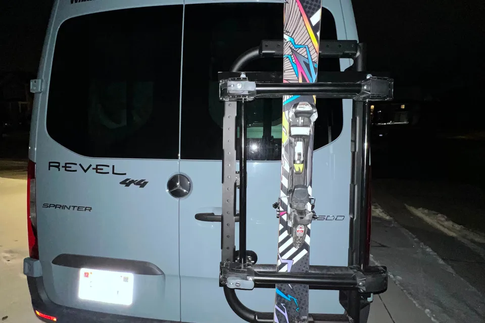 Air conditioned & Starlink® internet equipped "Grizzly" REVEL®