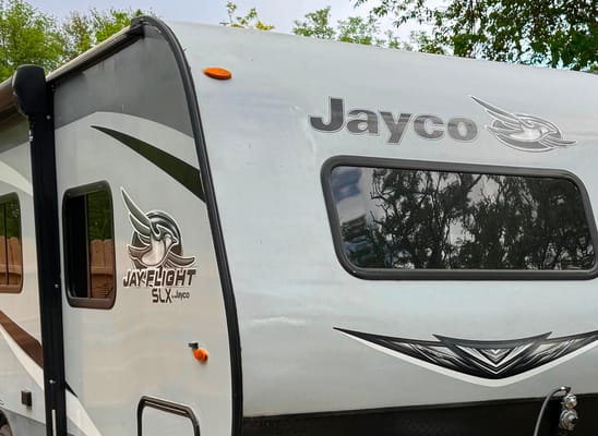 Let’s Getaway! Jayco 195RB Travel Trailer