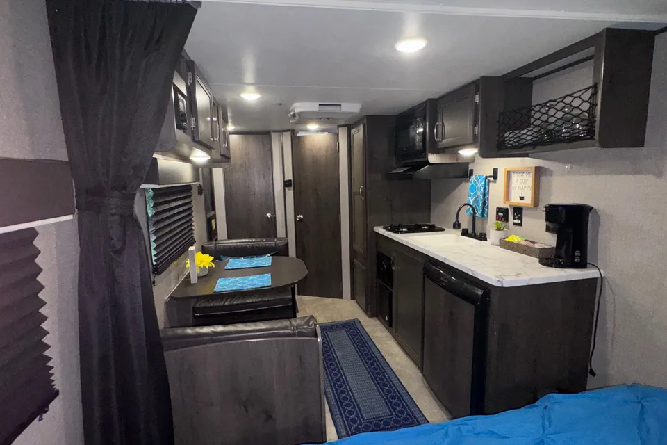 Let’s Getaway! Jayco 195RB Travel Trailer