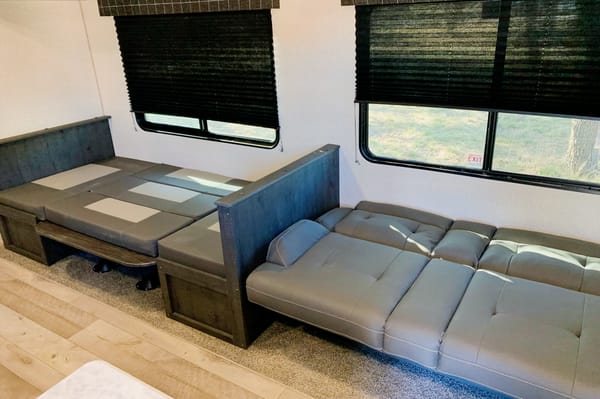Family Friendly Separate room for the kids!