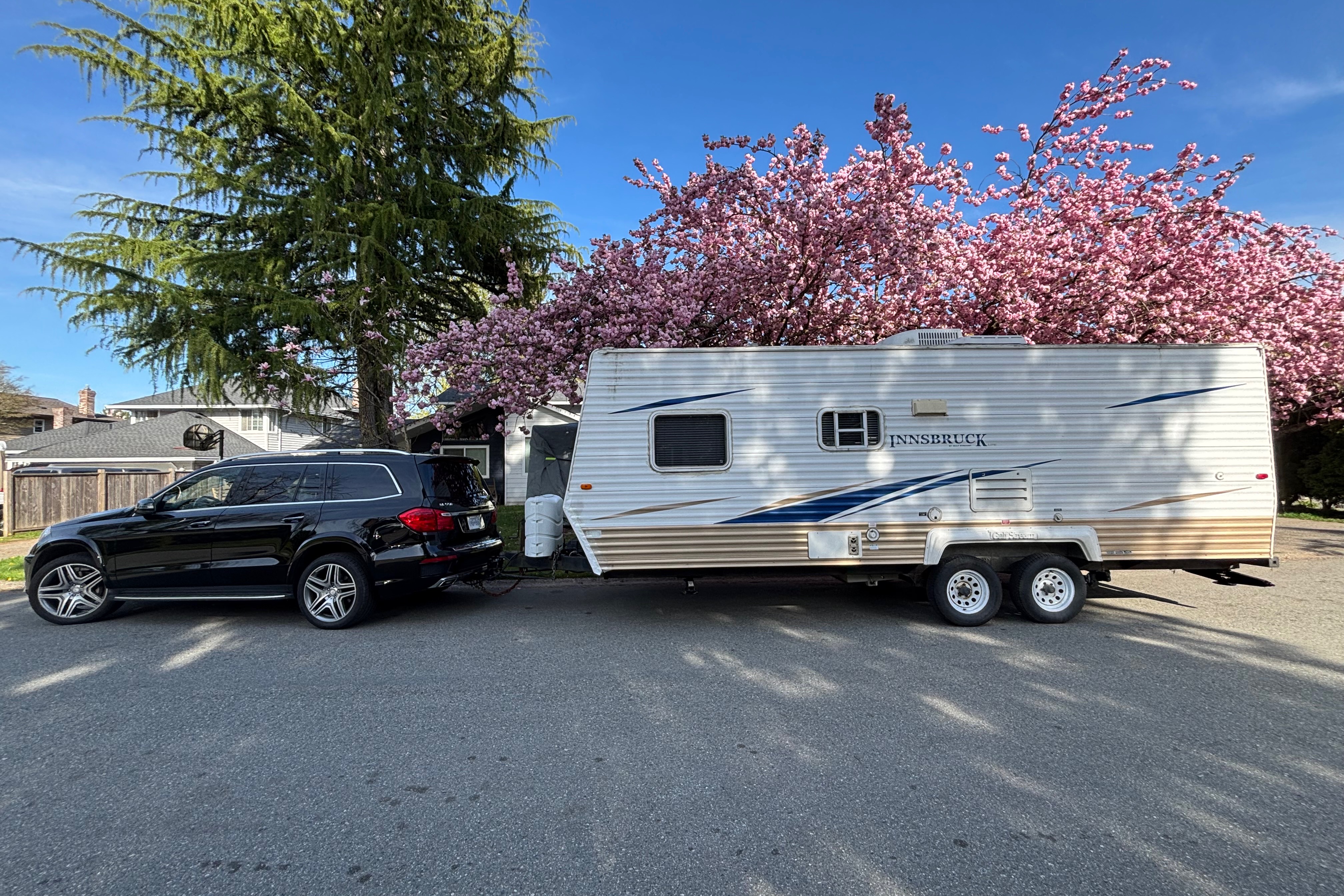 Dreamer Cozy Camper
