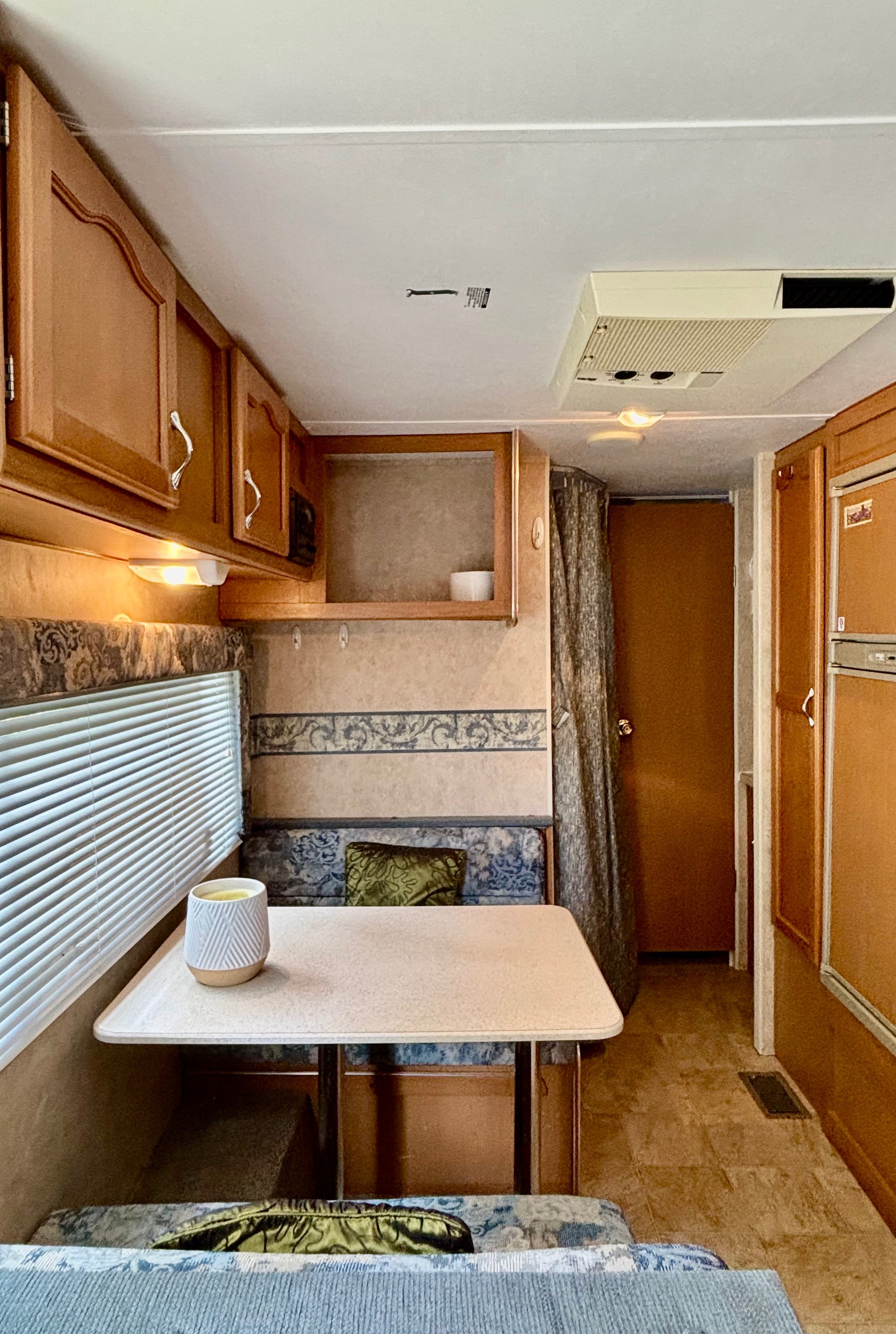 Dreamer Cozy Camper