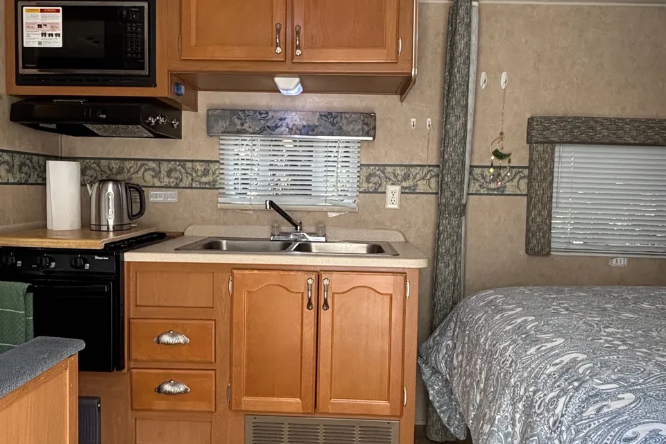 Dreamer Cozy Camper