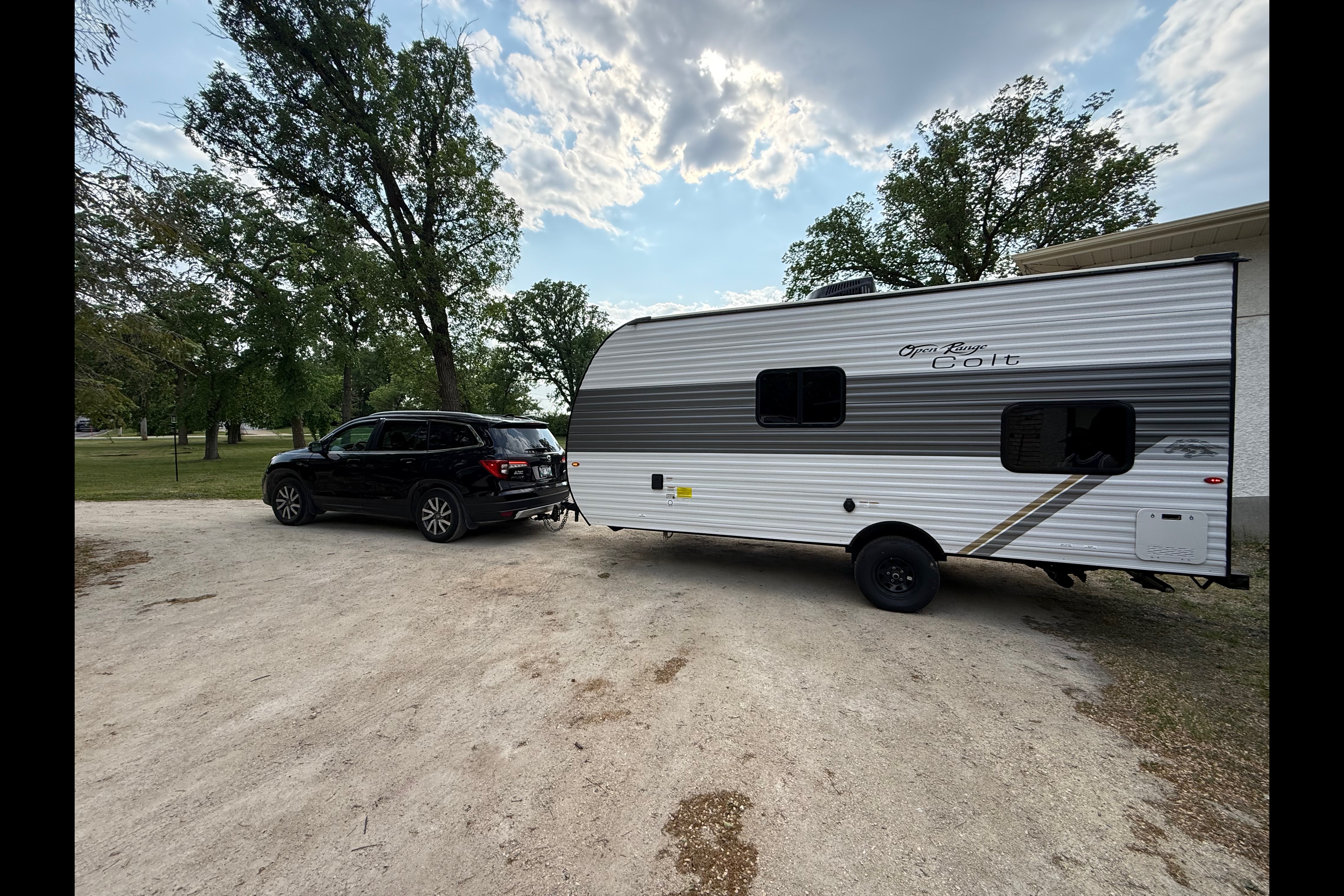 Roam Rover 2 2025 Travel Trailer